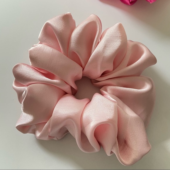 NEW XXL Scrunchie Bundle of Four - Picture 4 of 6